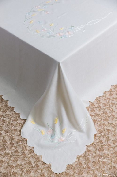 CORTONA LINEN TABLECLOTH