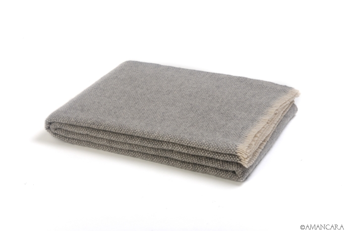 DOLMAN CASHMERE THROW- LIGHT GREY