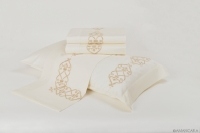 ILARIA BED SET