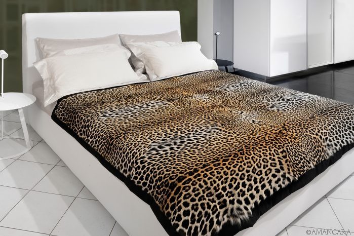 LEOPARD THROW