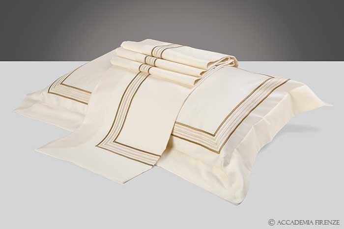 RAFFAELLO BED SET BEIGE & GOLD