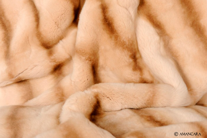 REX BEIGE THROW