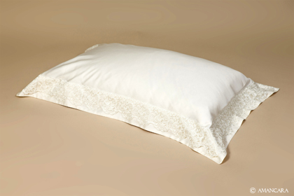 MILANO LACE PILLOWCASE