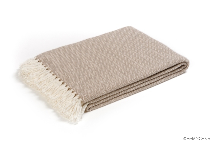 ST. MORITZ CASHMERE THROW-BEIGE