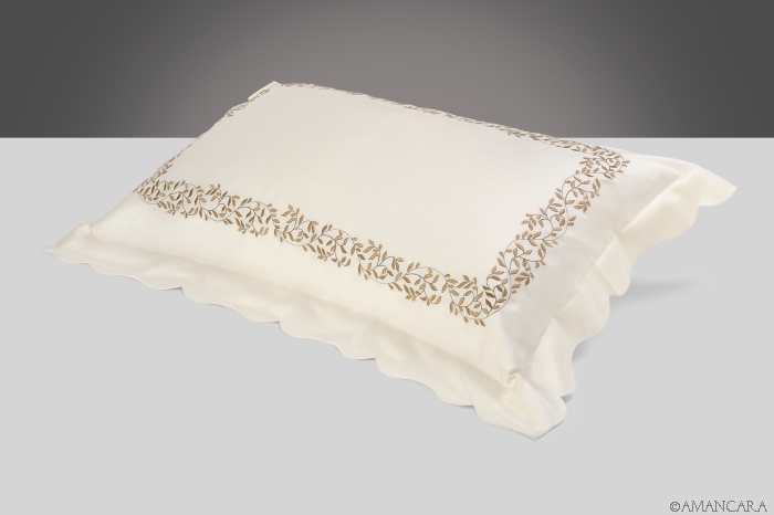 VITTORIA PILLOWCASE CREAM-BROWN