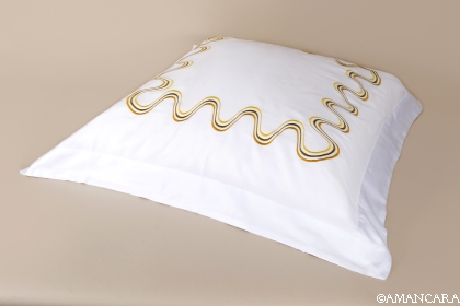 WONDER WAVE PILLOWCASE